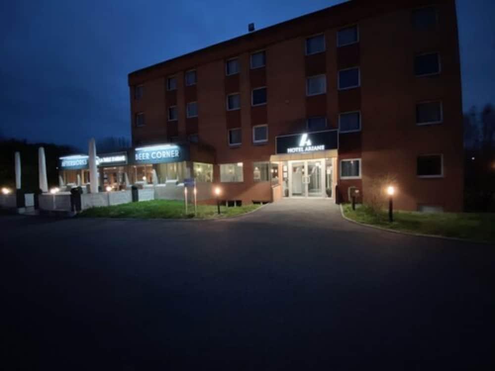 The Originals City, Hotel Ariane, Toulouse Sud Labege Exterior foto